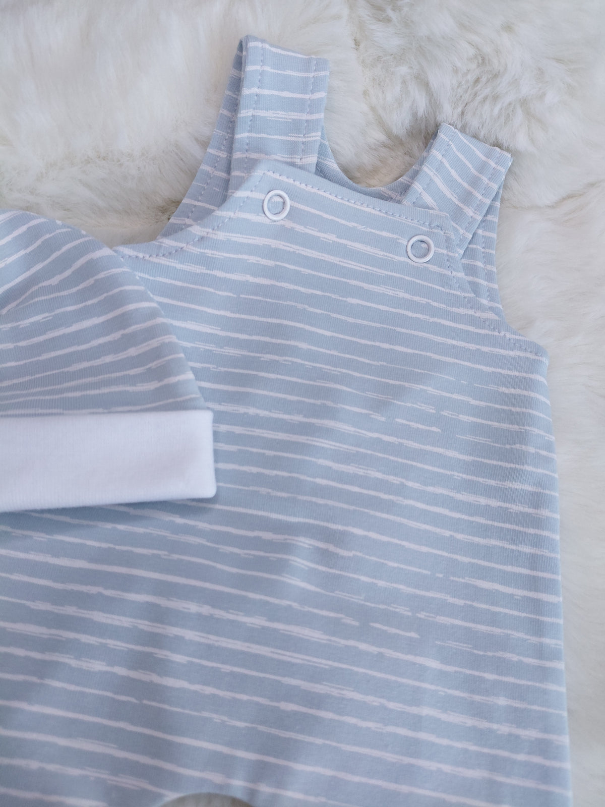 14-15inch Baby blue stripe Dungarees & Beanie
