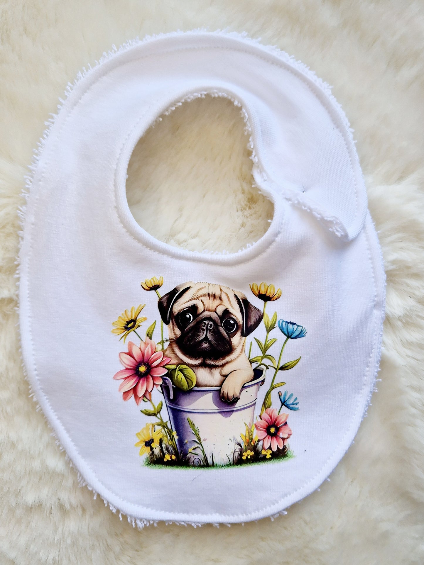 Side fastening pug bib Preemie/Newborn