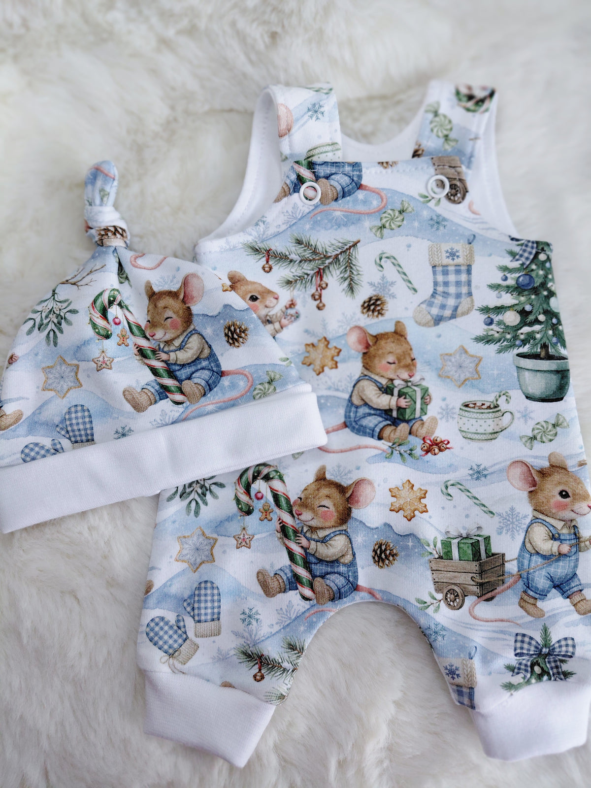 14-15inch Cute Mouse Dungarees & Beanie