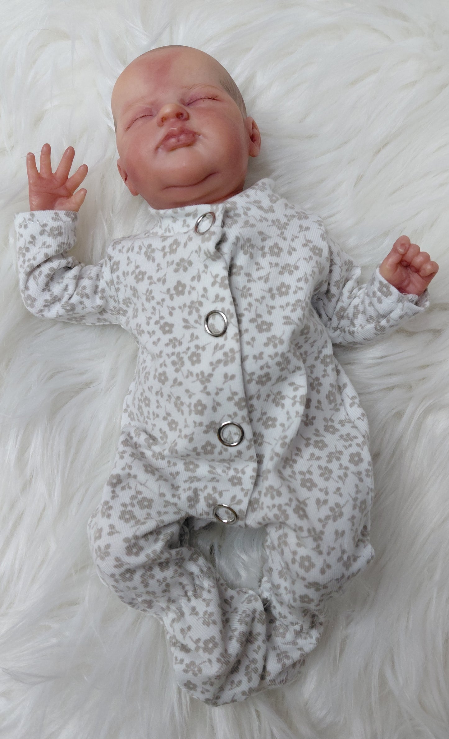 9.5-10inch sleepsuit
