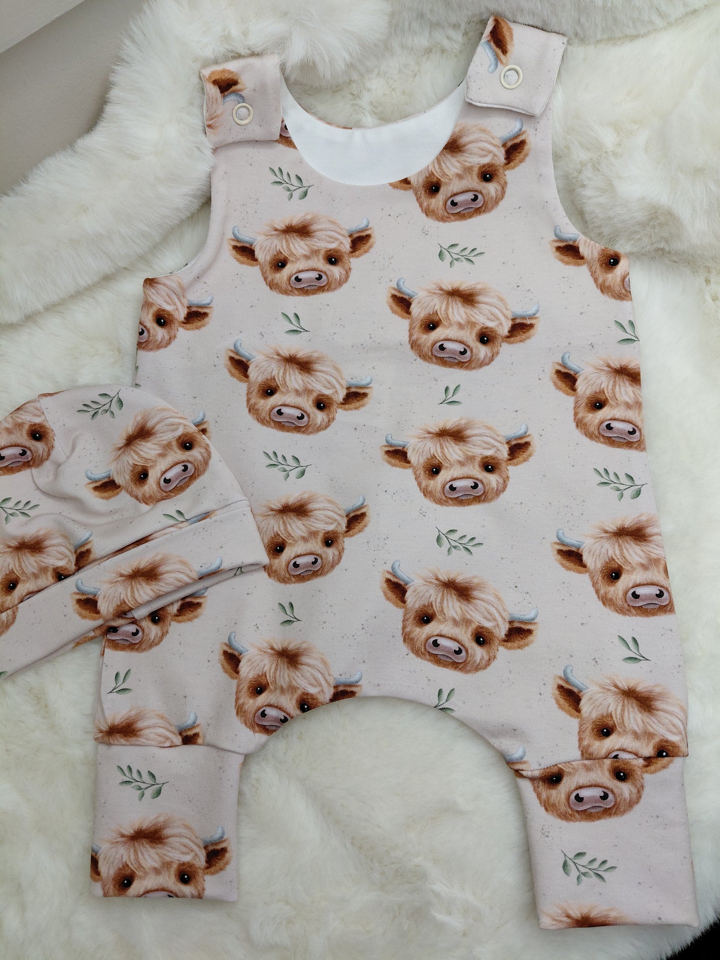 18-19inch Highland cows Preemie Hareem Romper and hat