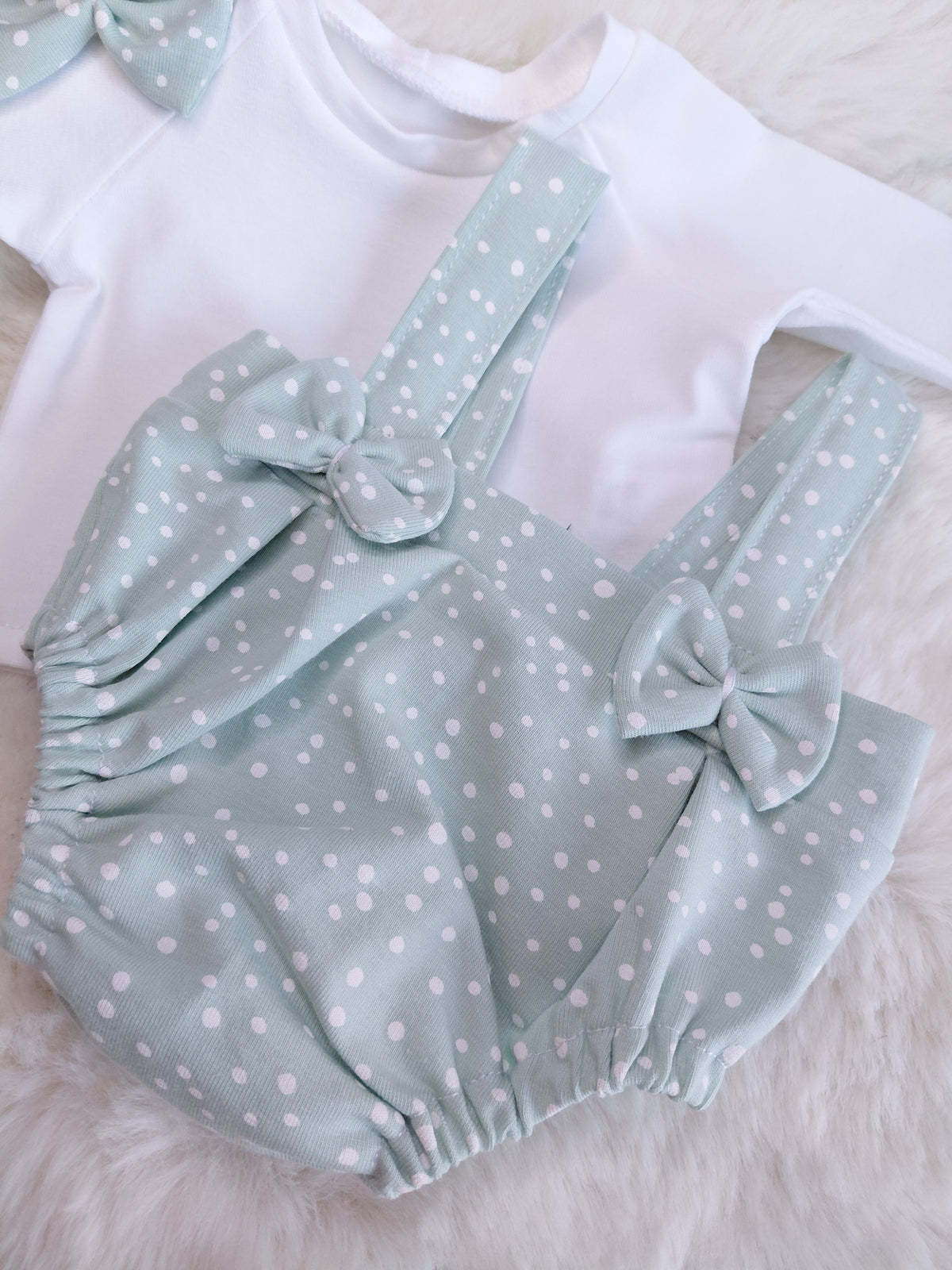 16 bloomers set