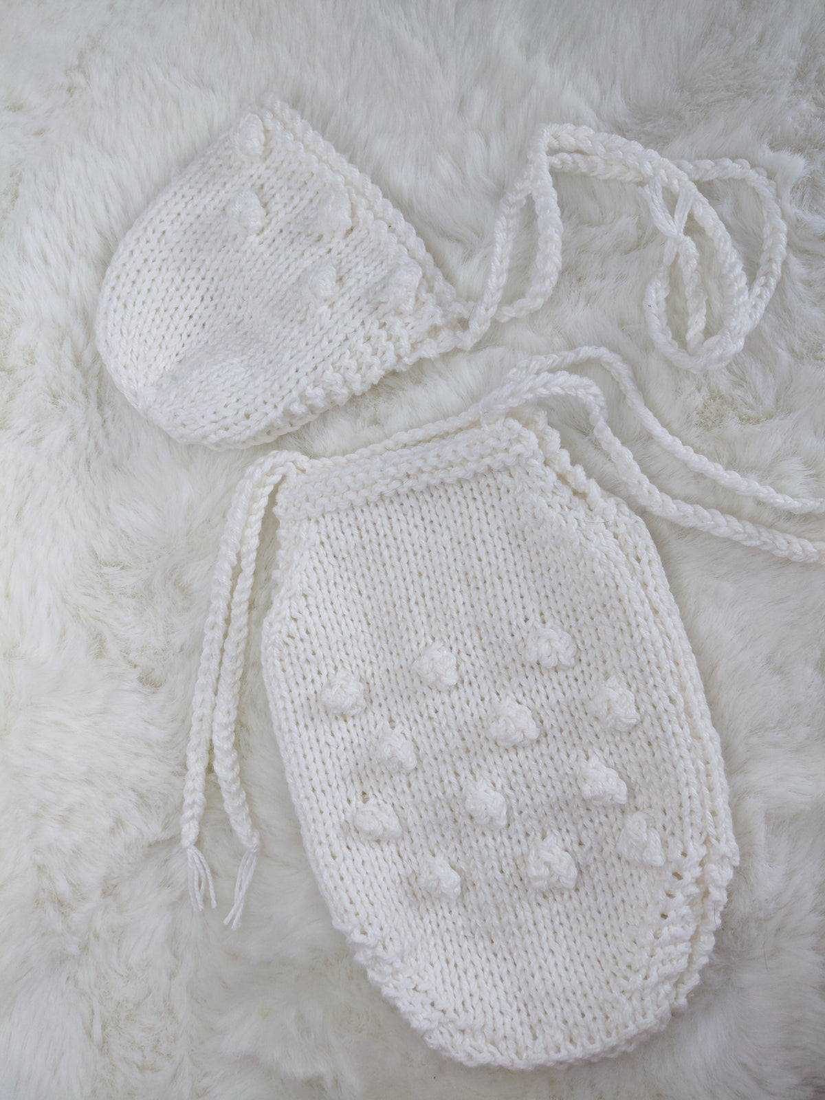 15-16inch Handknitted bobble set