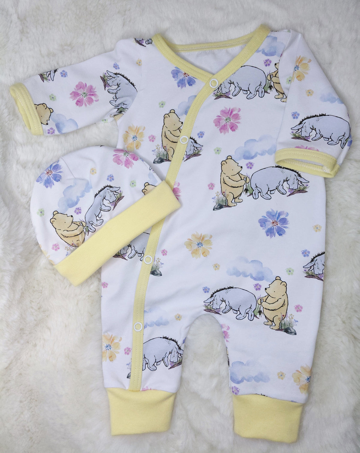 19-20inch 'Pooh & Friends' sleepsuit set