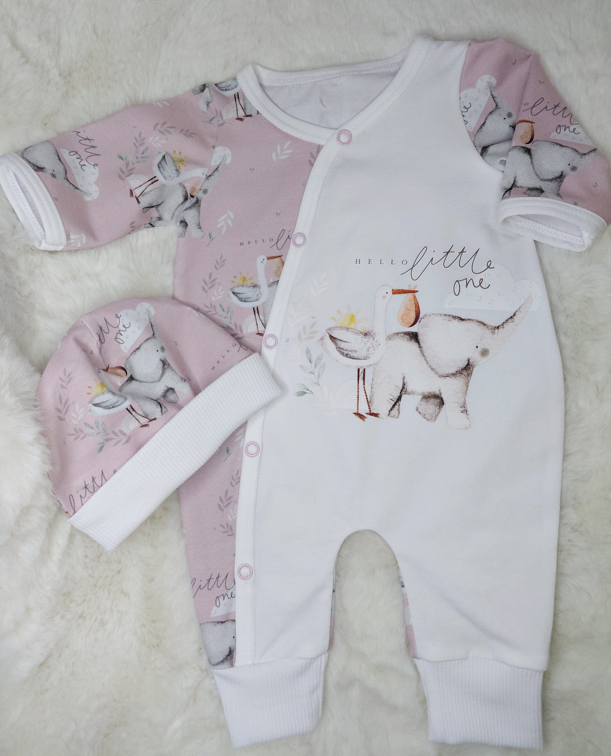 19-20inch 'Hello' sleepsuit set