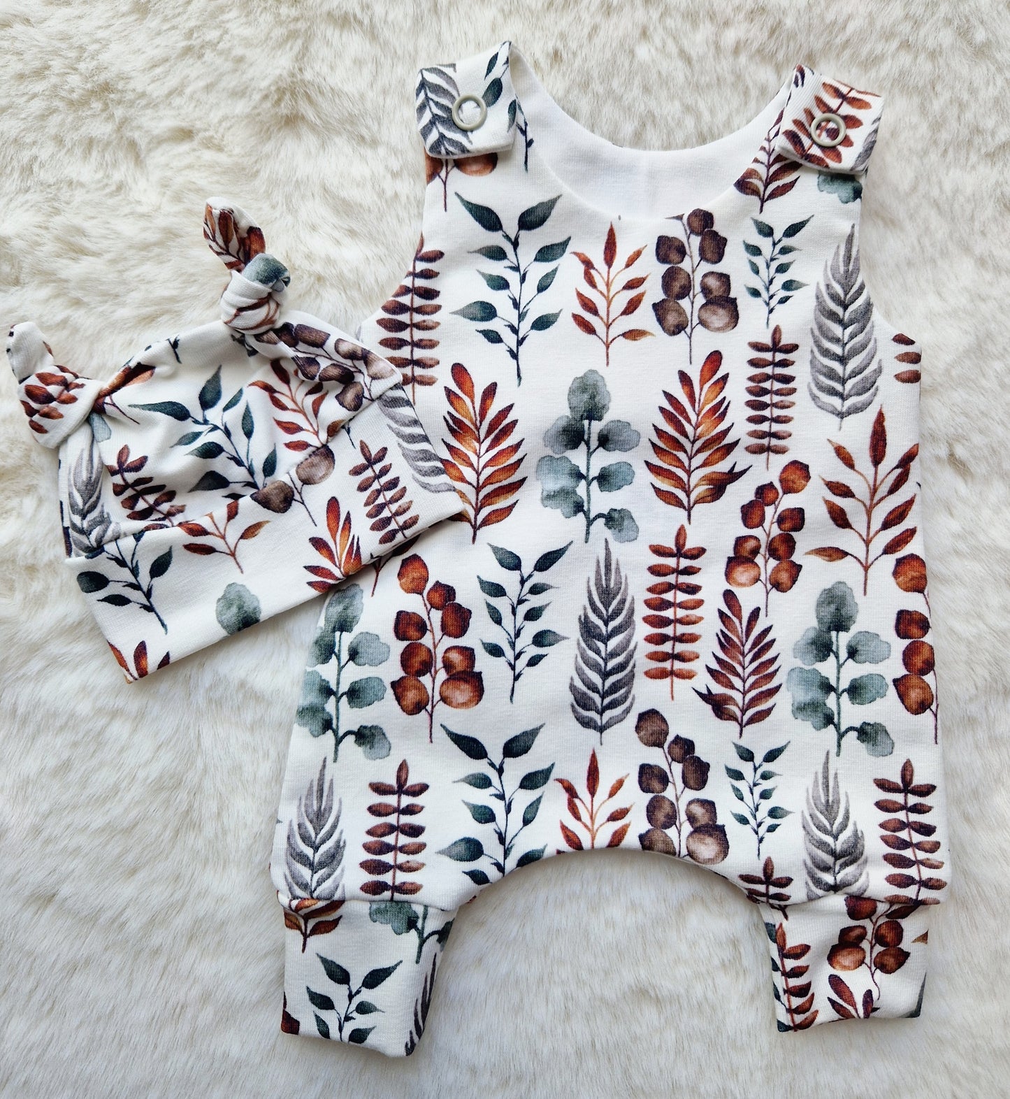 12-13inch hareem Romper & knotted beanie