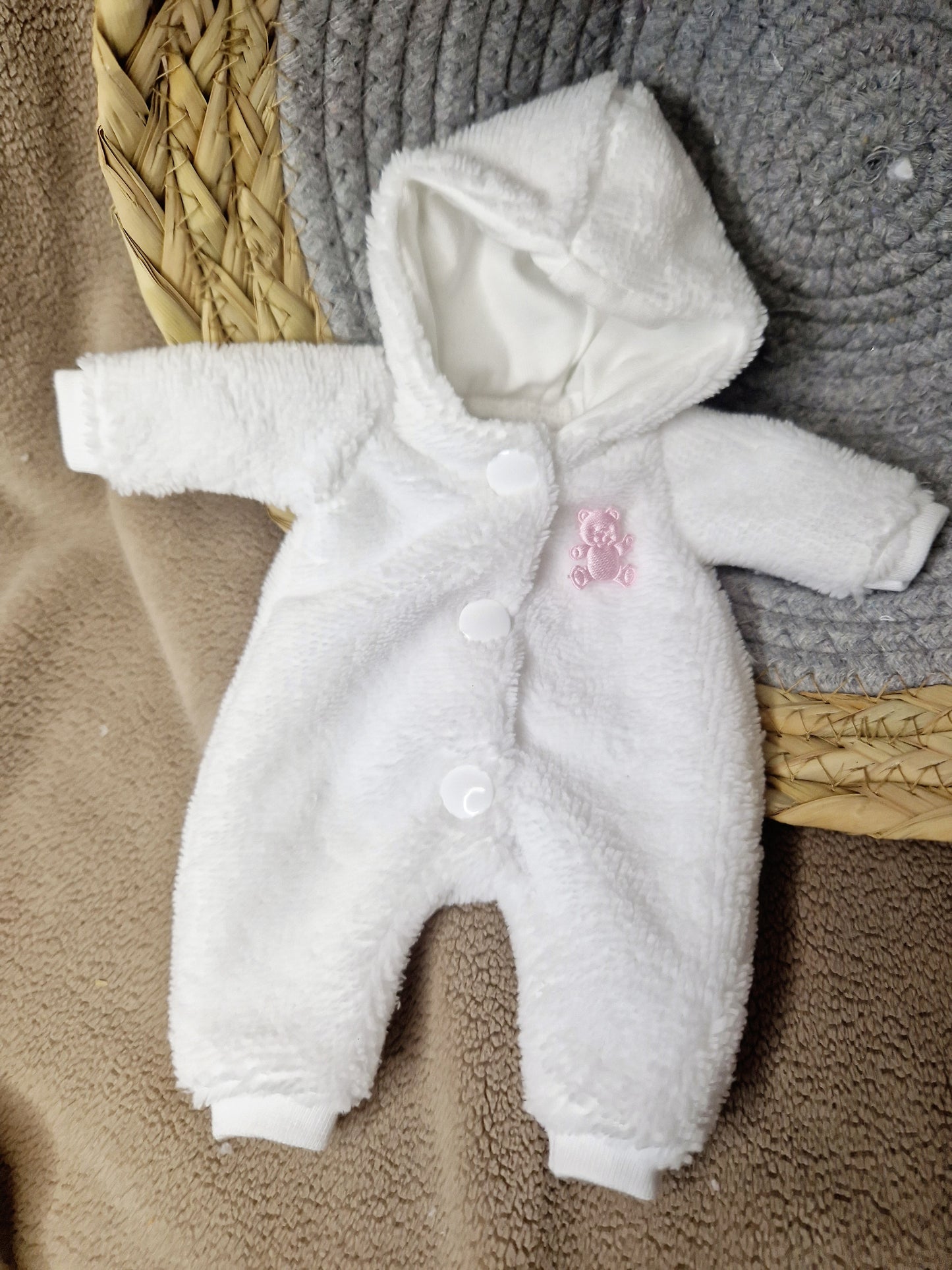 9-10inch fleecy hooded suit.