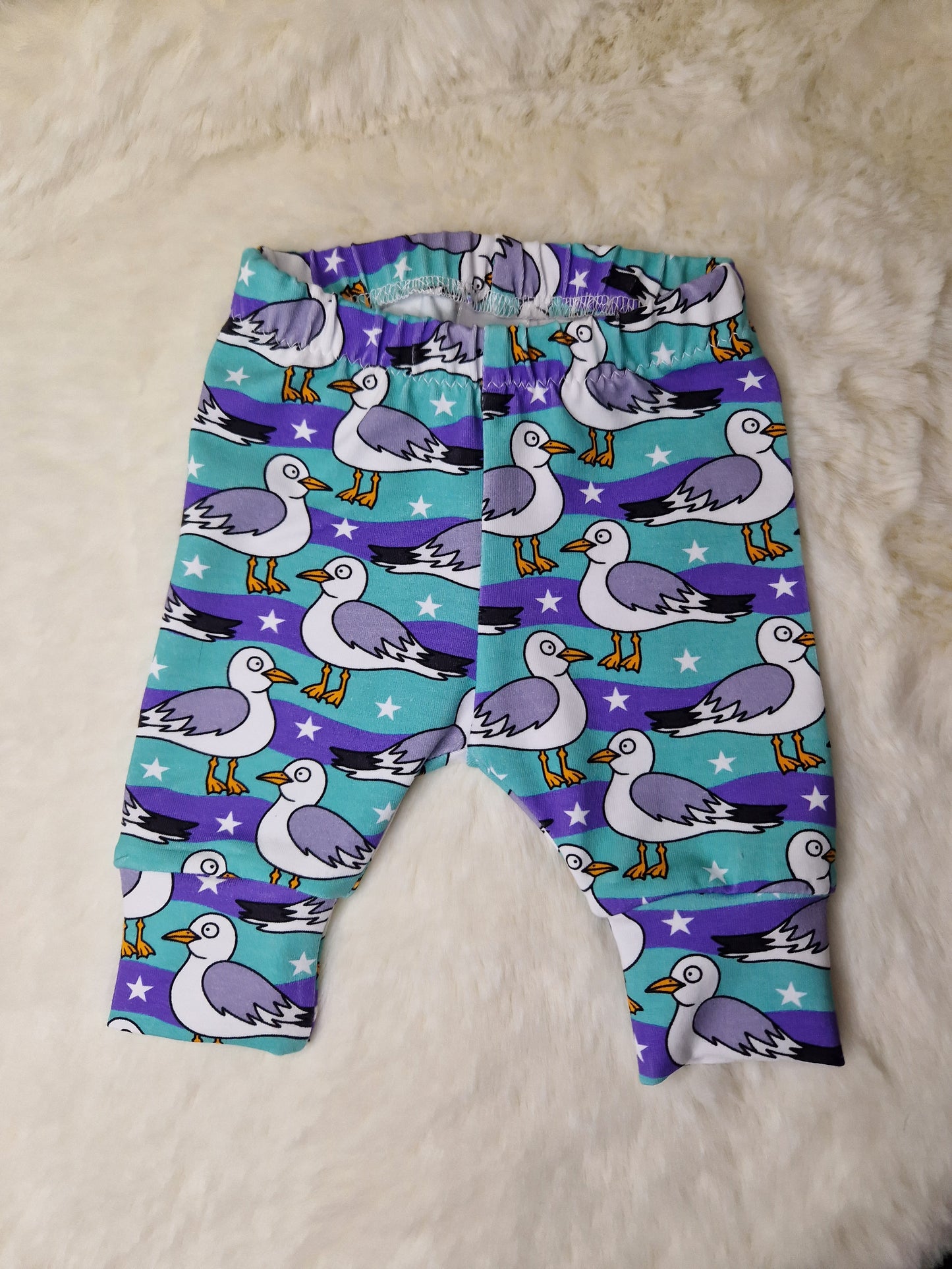 Preemie Seagull leggings