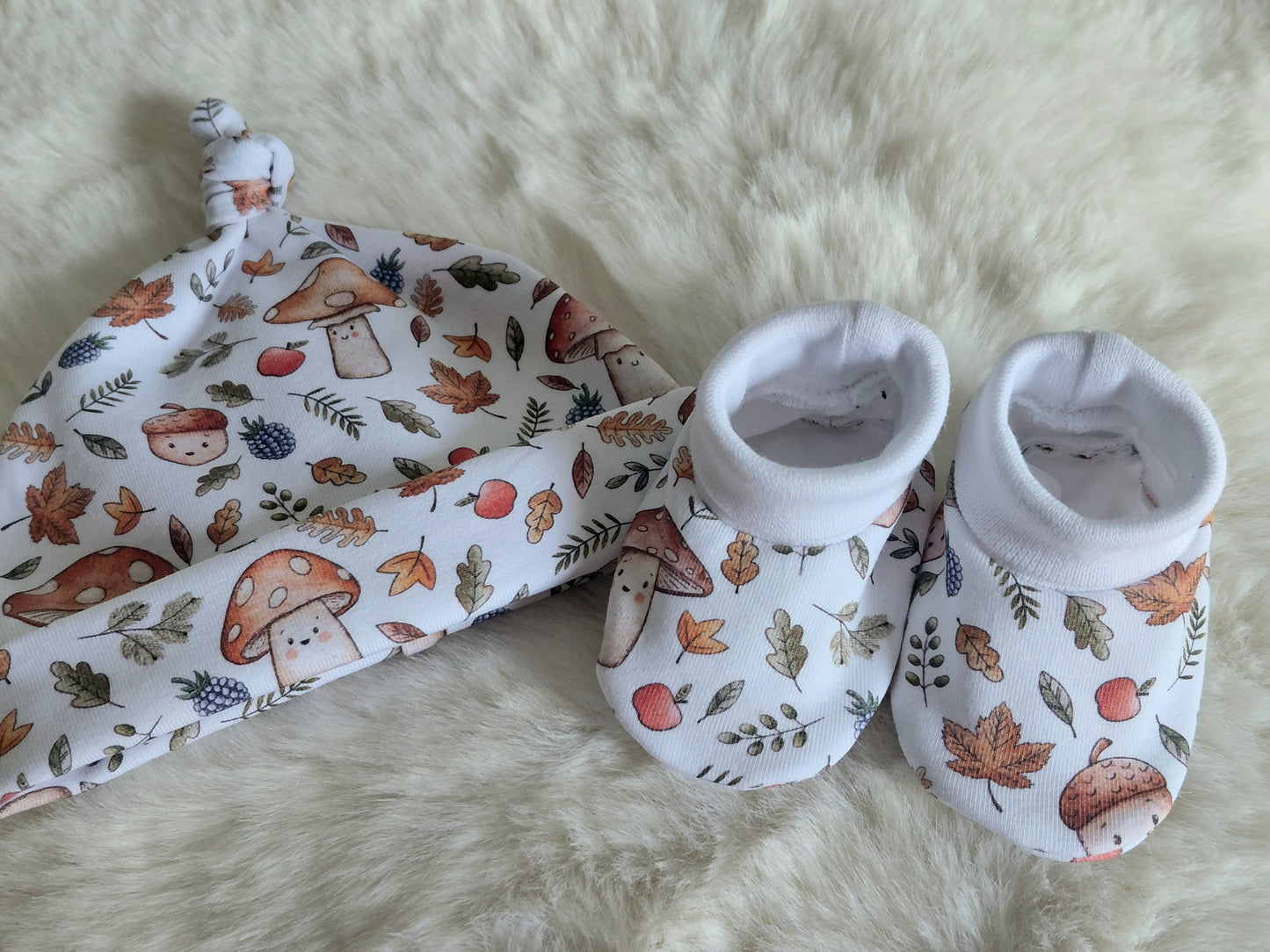 16-17inch pod shoes & beanie