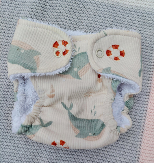 Luxury Whale nappy - Medium 16-17inch