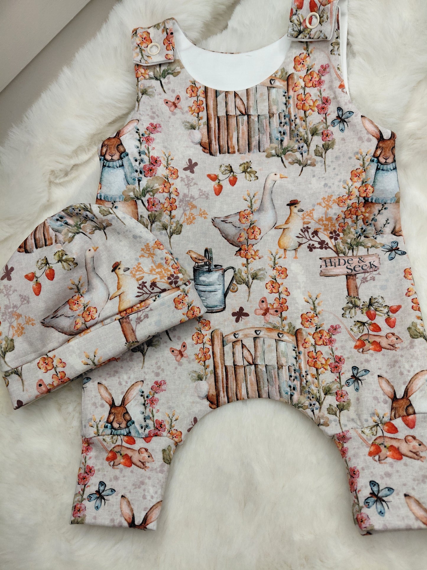 16-17 inch Bunny Garden Hareem Romper & beanie