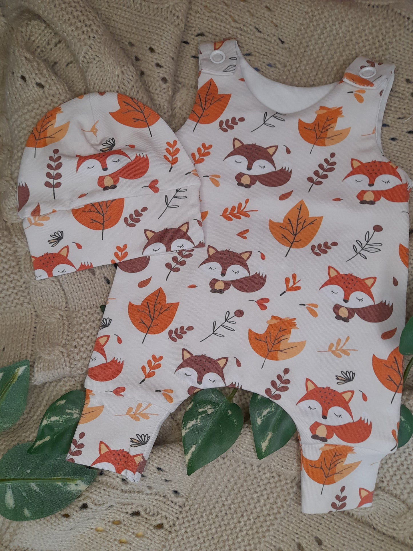 12-13inch hareem Romper & hat set