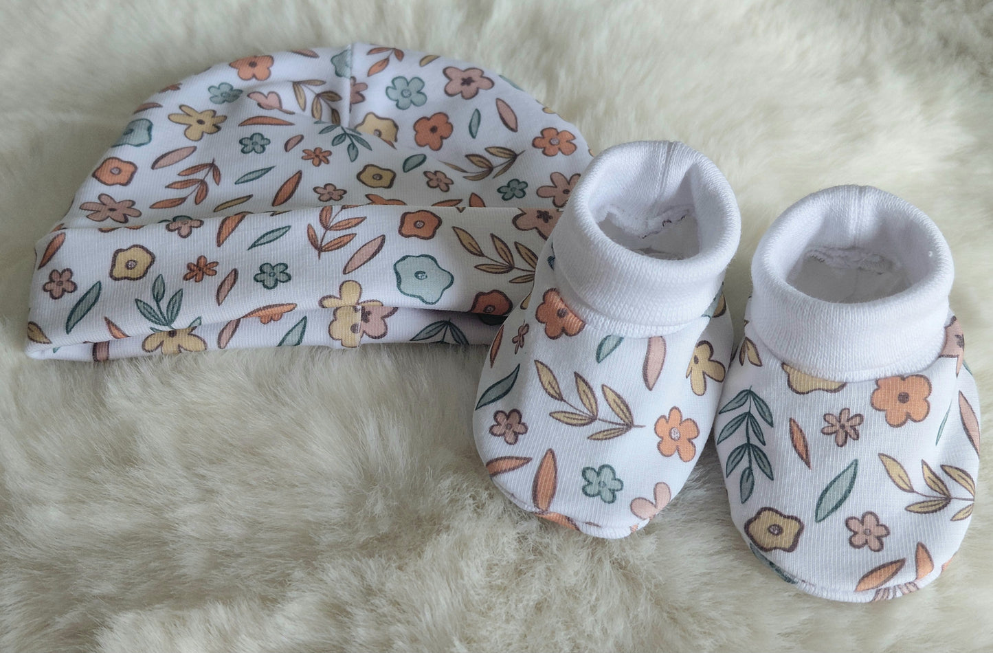 14-15inch pod shoes & beanie