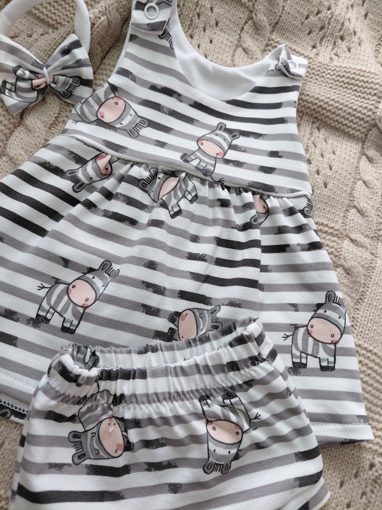 15-16inch Camo Zebras pinafore dress set.