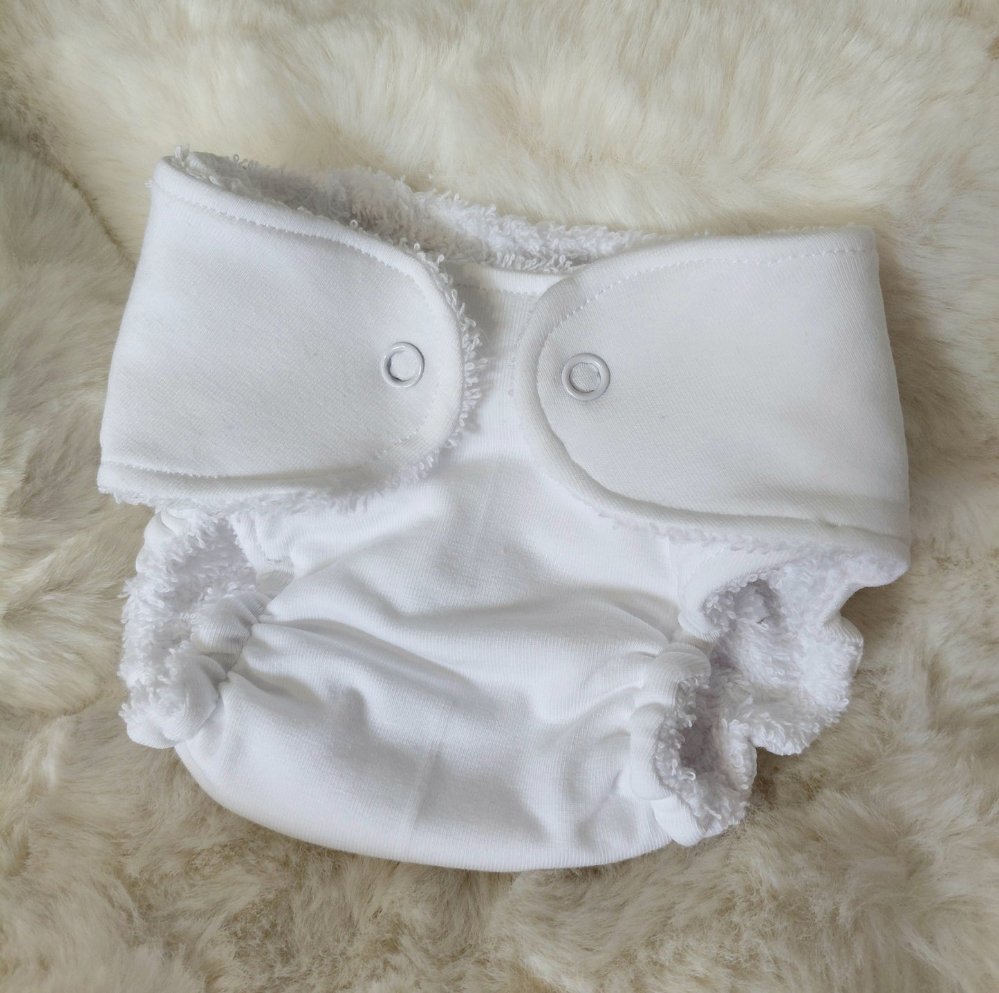 Luxury elasticated Nappy - large (18-19/20inch) white