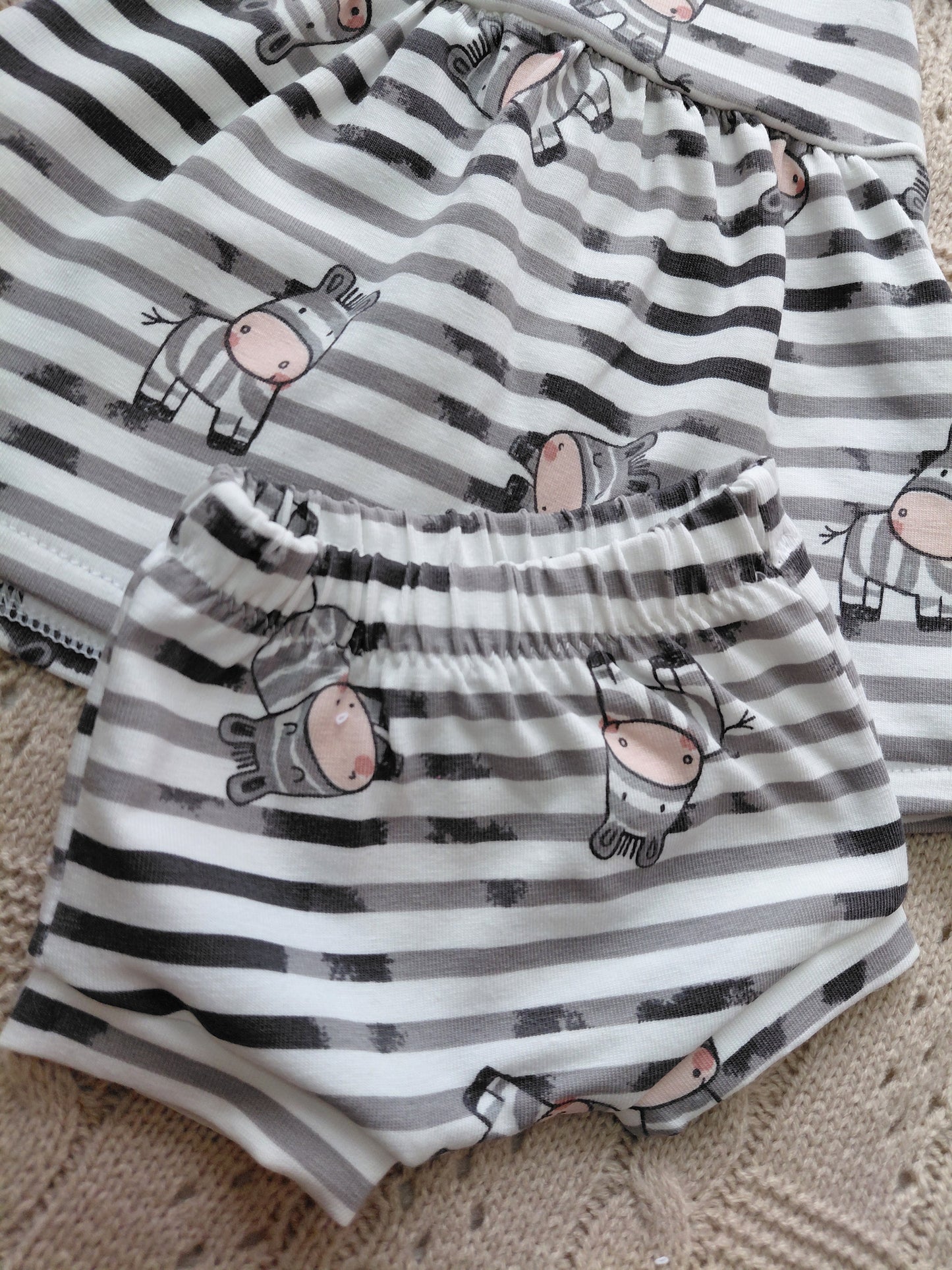 15-16inch Camo Zebras pinafore dress set.