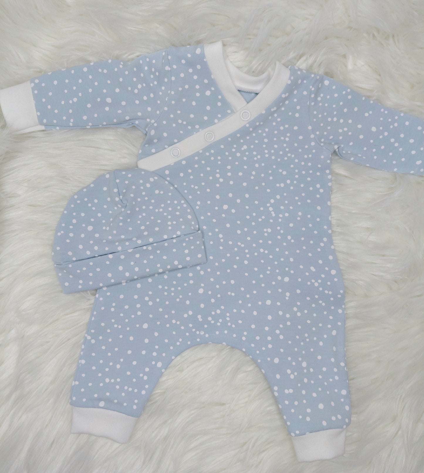 16-17inch Crossover sleepsuit & hat