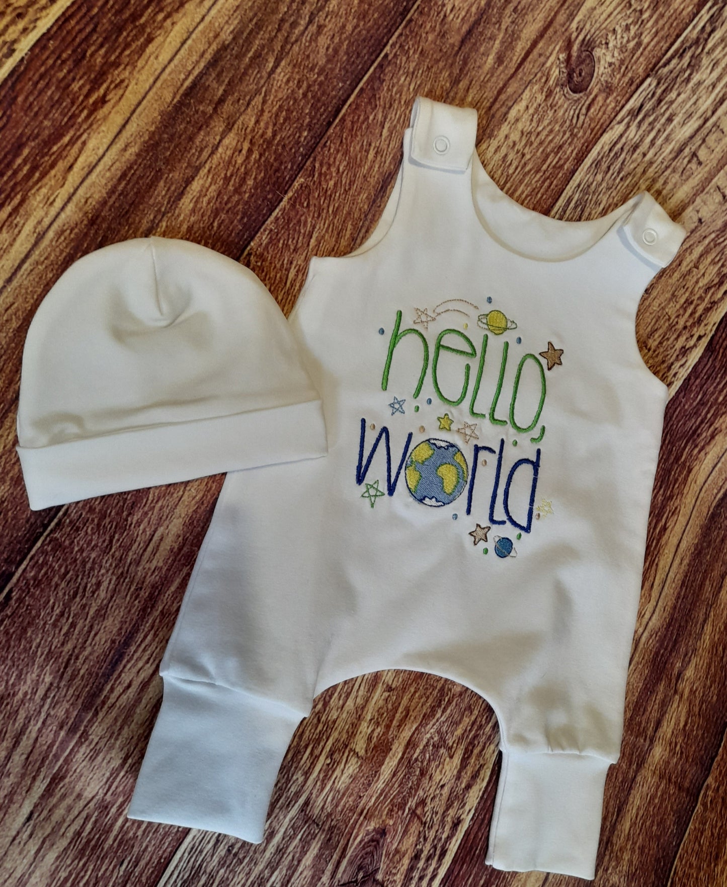 18-19 inch Preemie embroidered Hareem Romper & hat