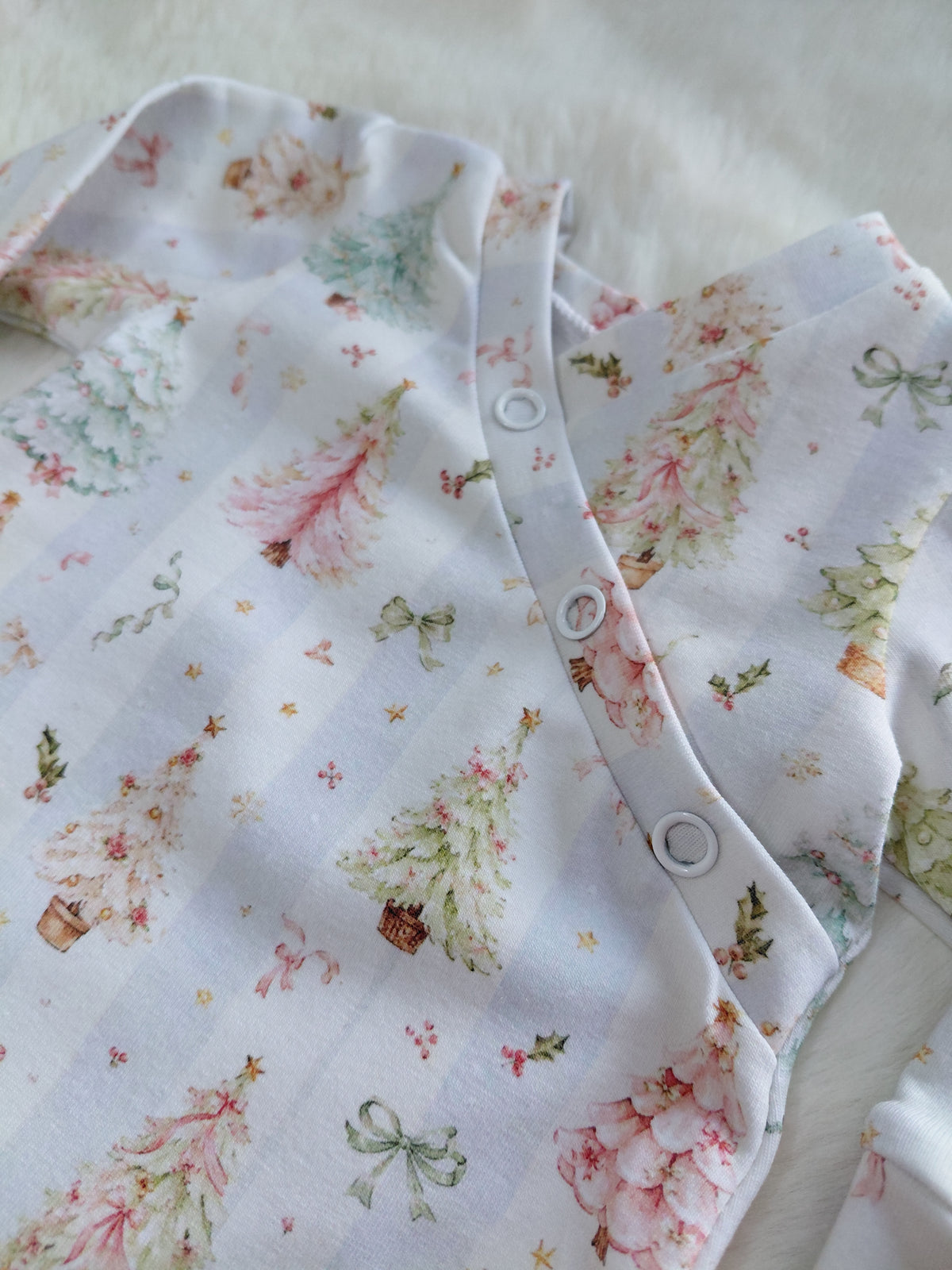 16-17inch Pastel trees Crossover sleepsuit & hat