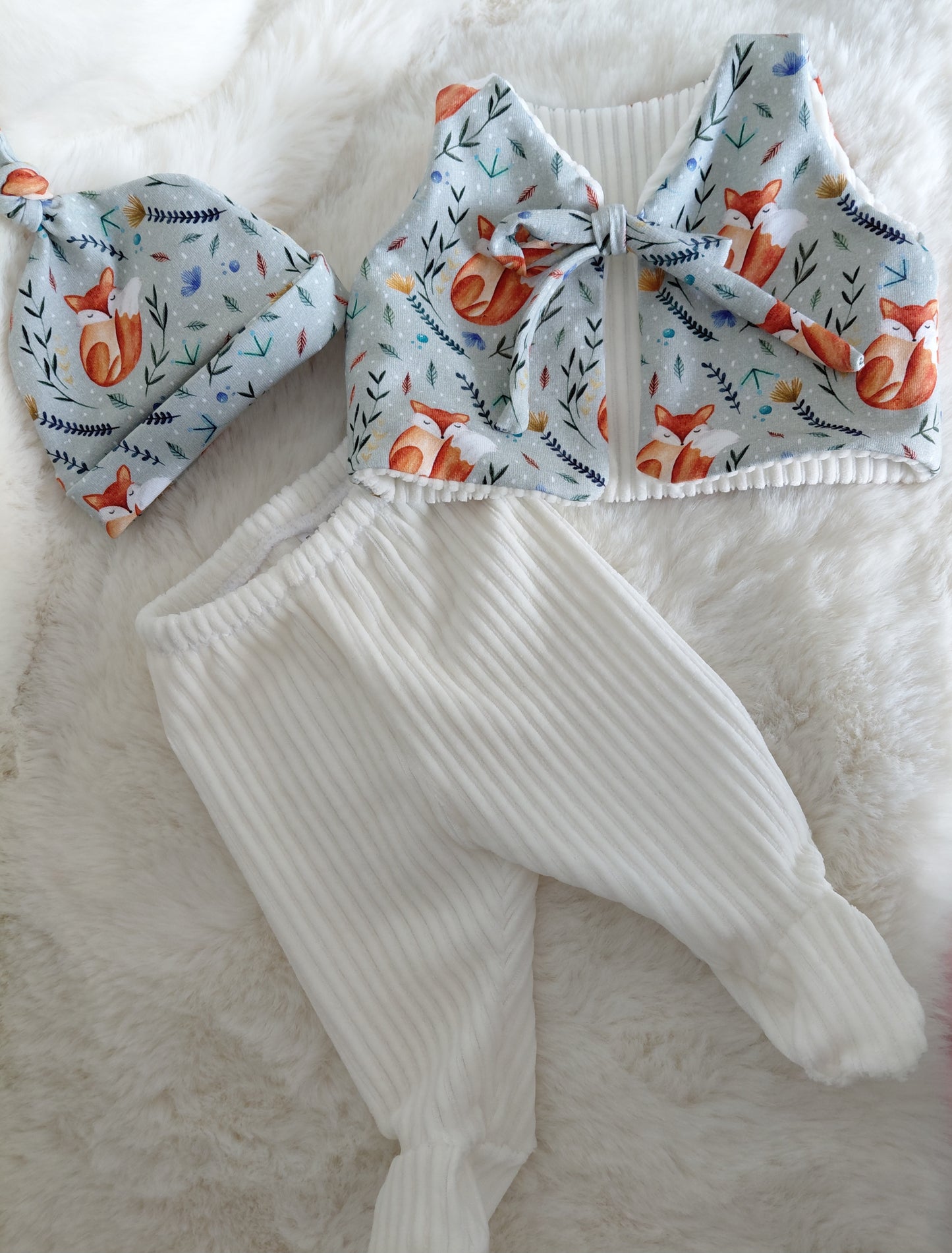 16-17 inch footed leggings & Gilet set