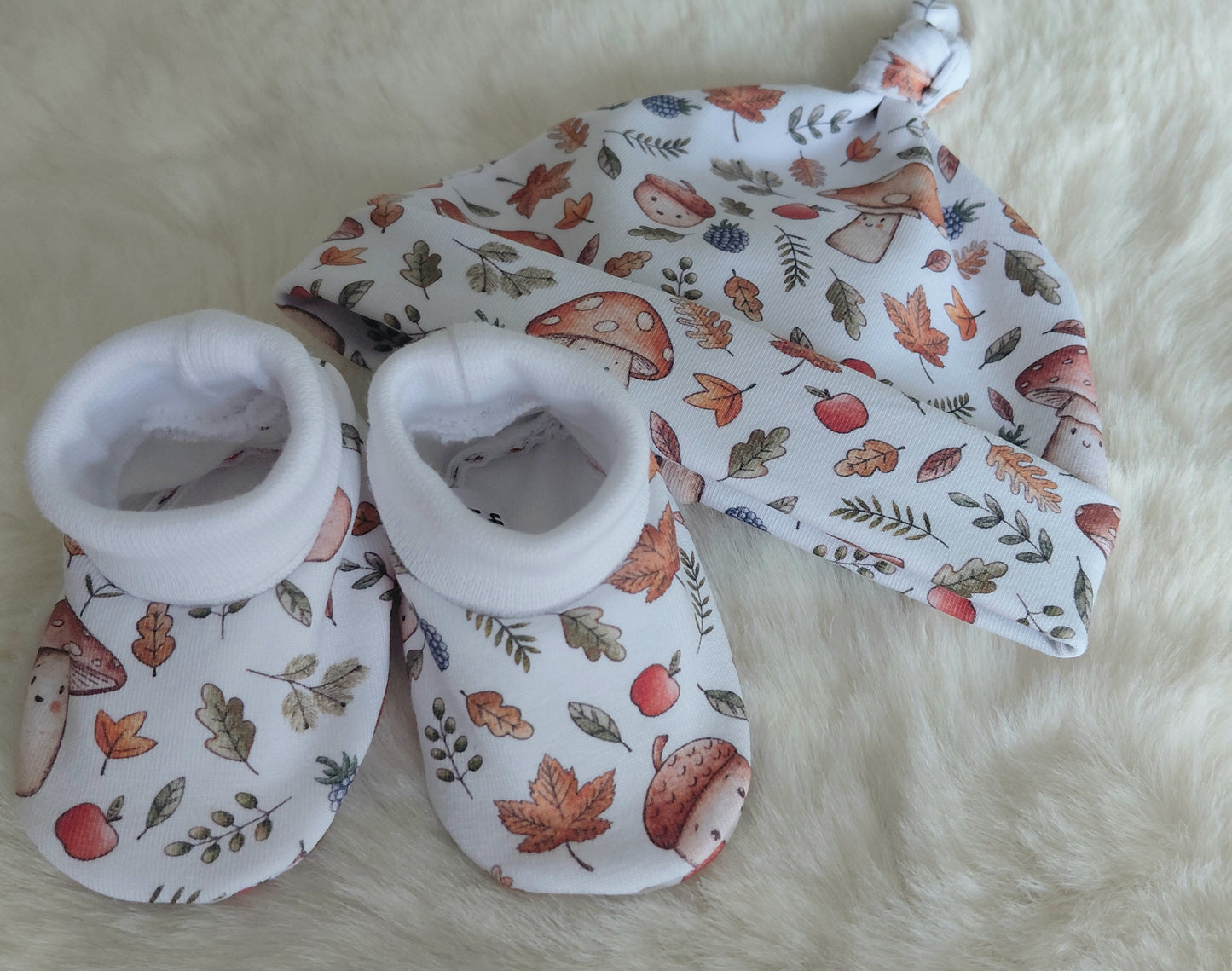 16-17inch pod shoes & beanie