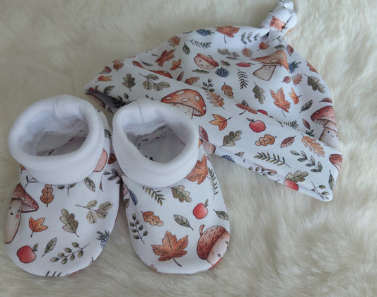 16-17inch pod shoes & beanie