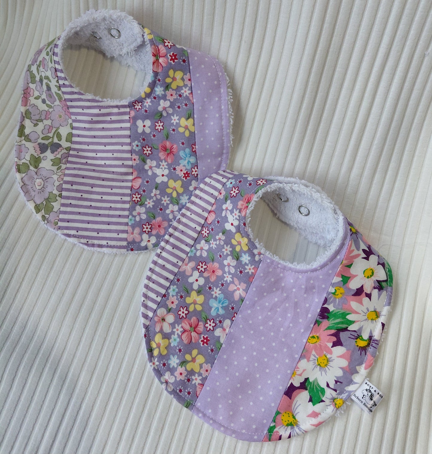 Round bib Preemie/Newborn