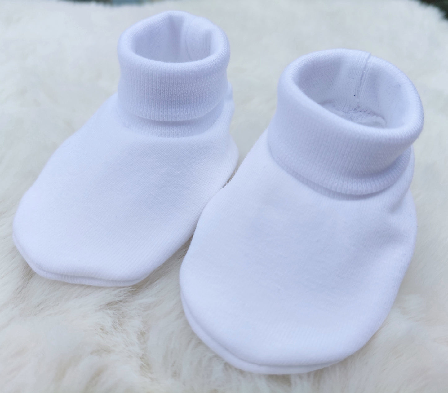 16-17inch pure white pod shoes