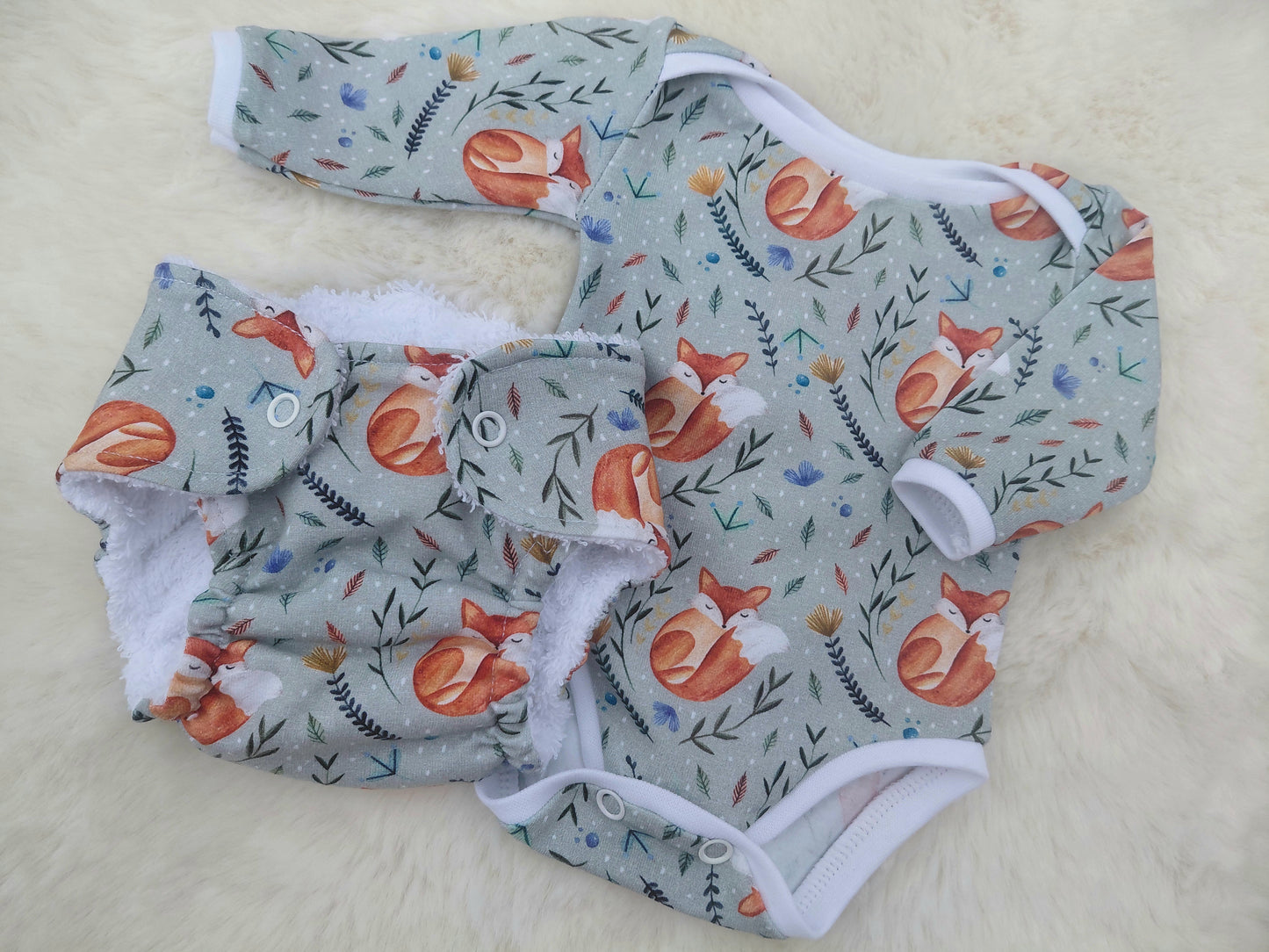 16-17 inch Sleeping fox bodysuit set