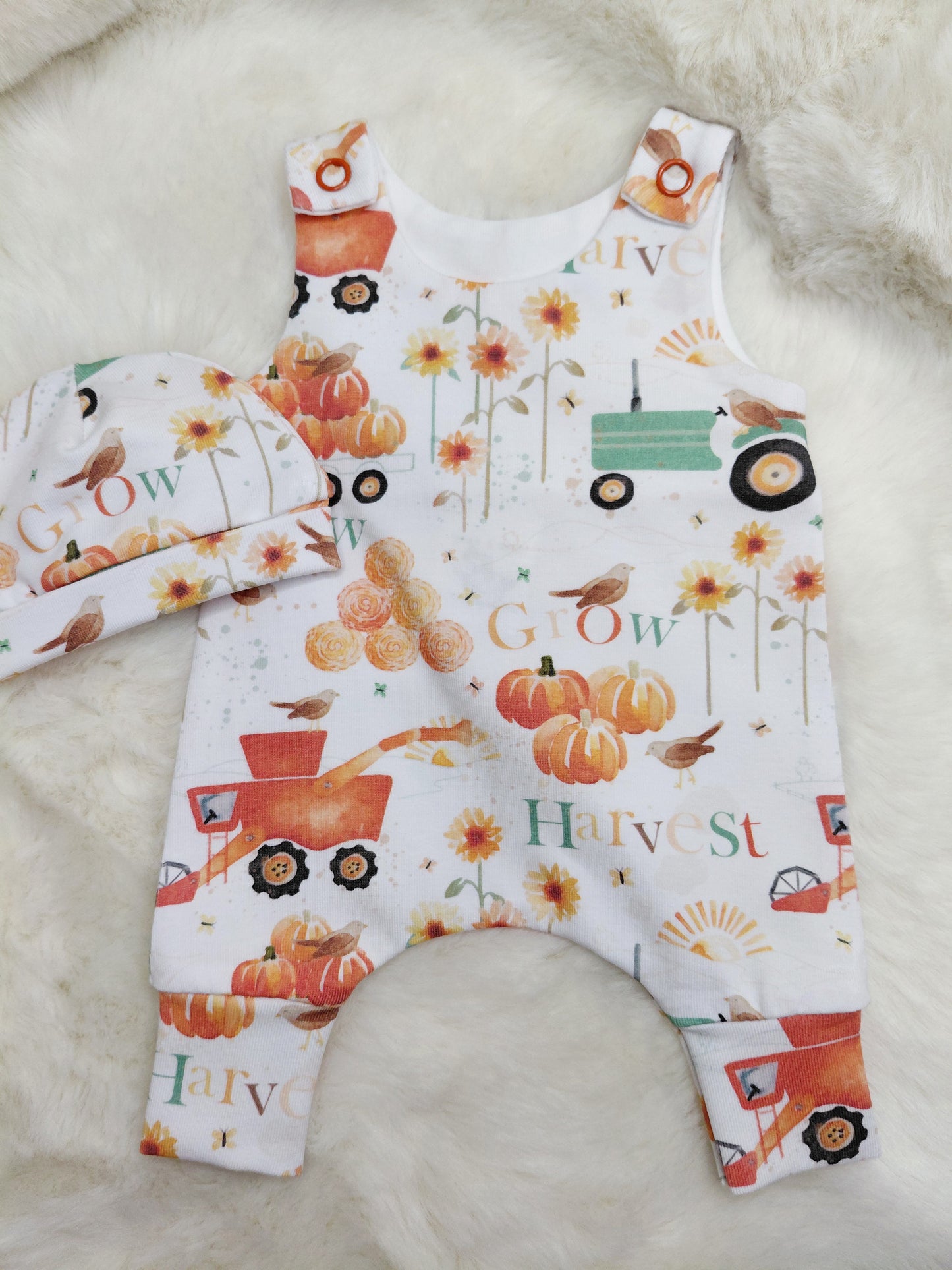 12-13inch hareem Romper & hat set